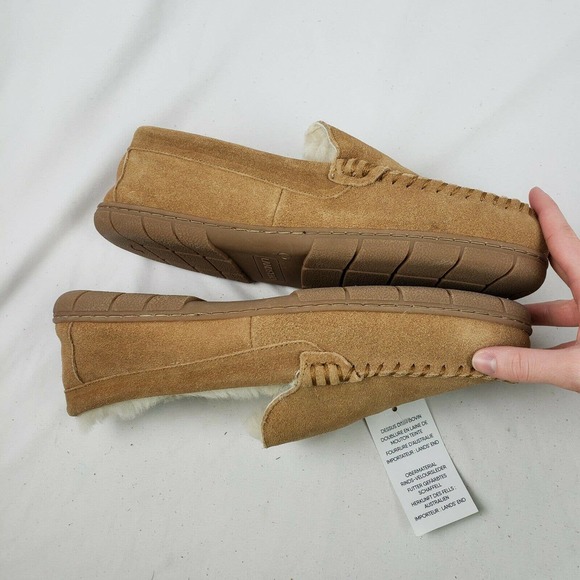 Lands End Mens Suede Leather Moccasin Slippers NWT - Picture 3 of 12